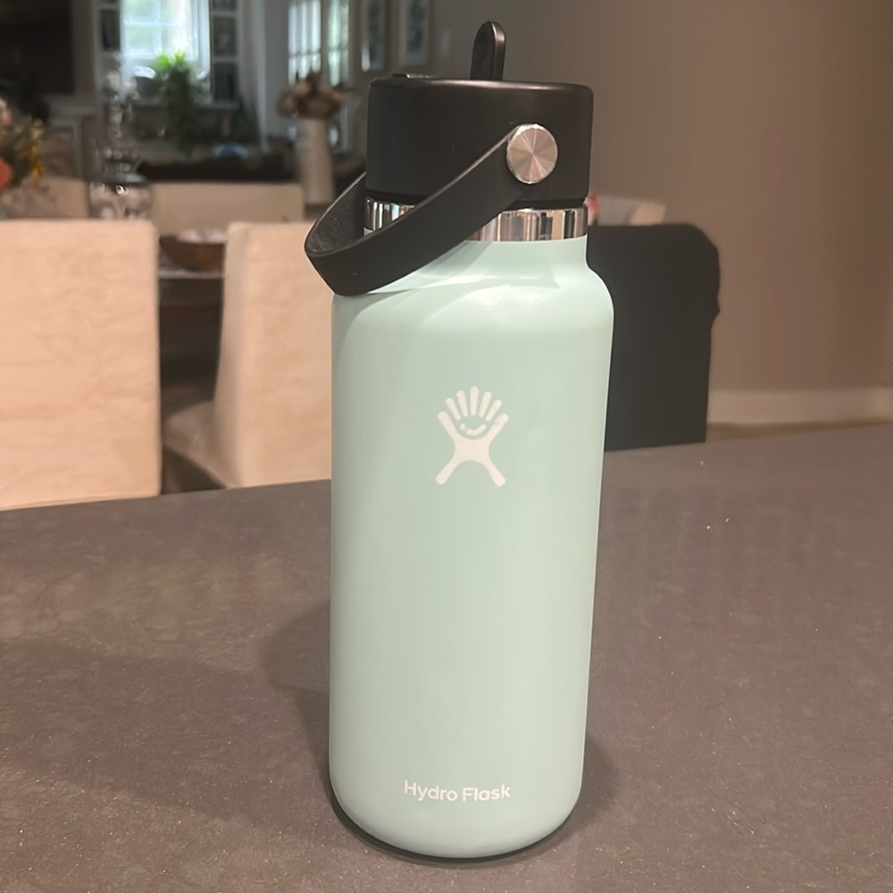 Hydroflask 24oz tumbler